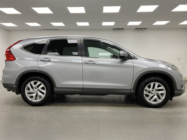 Used Honda CR-V 2016 for sale - 77884480: Photo 5