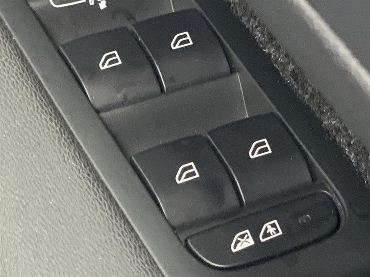 Used Volvo XC40 2022 for sale - 77210592: Photo 34