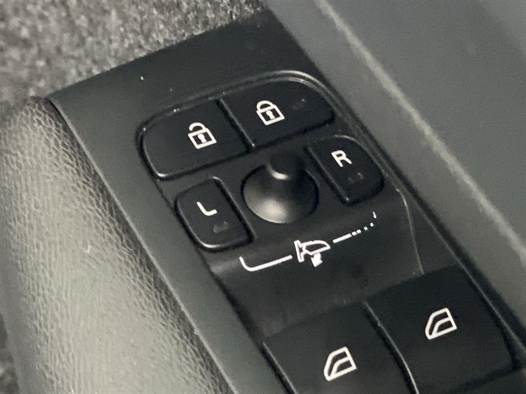 Used Volvo XC40 2022 for sale - 77210592: Photo 35