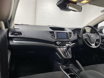 Used Honda CR-V 2017 for sale - 79318421: Photo