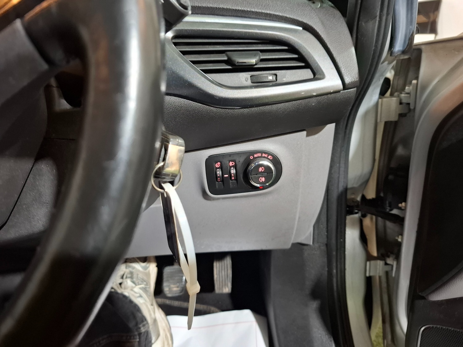 Used Vauxhall Corsa 2016 for sale - 77474699: Photo 31