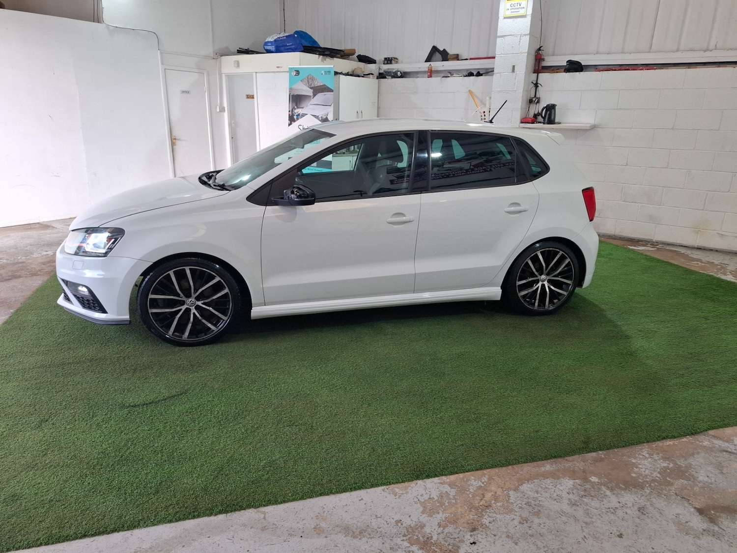 Used Volkswagen Polo 2016 for sale - 76185939: Photo 18