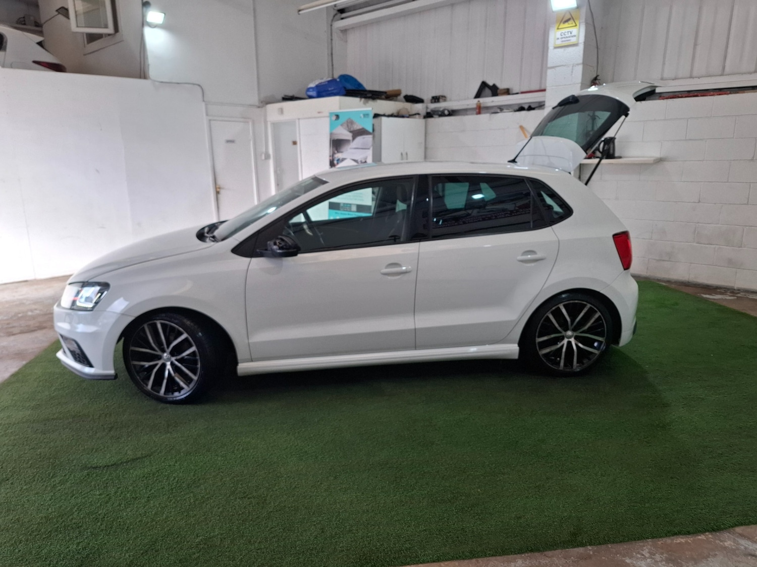 Used Volkswagen Polo 2016 for sale - 76185939: Photo 22