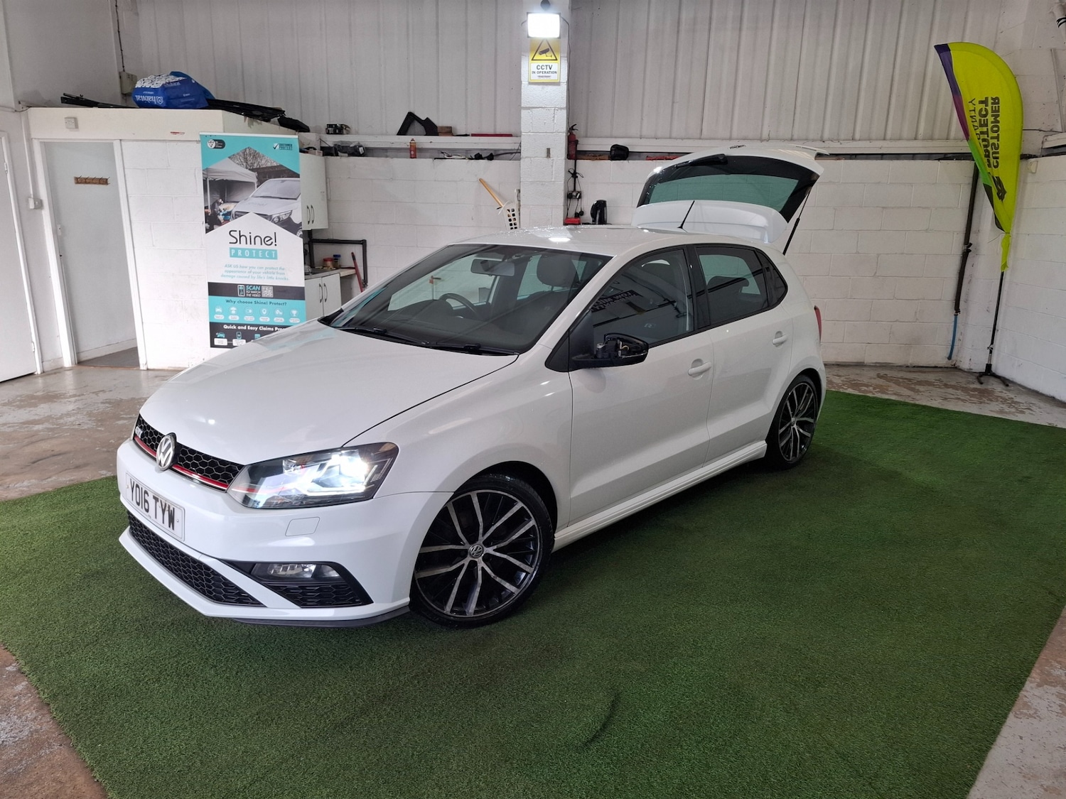 Used Volkswagen Polo 2016 for sale - 76185939: Photo 24