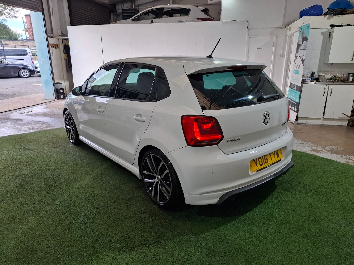 Used Volkswagen Polo 2016 for sale - 76185939: Photo 29