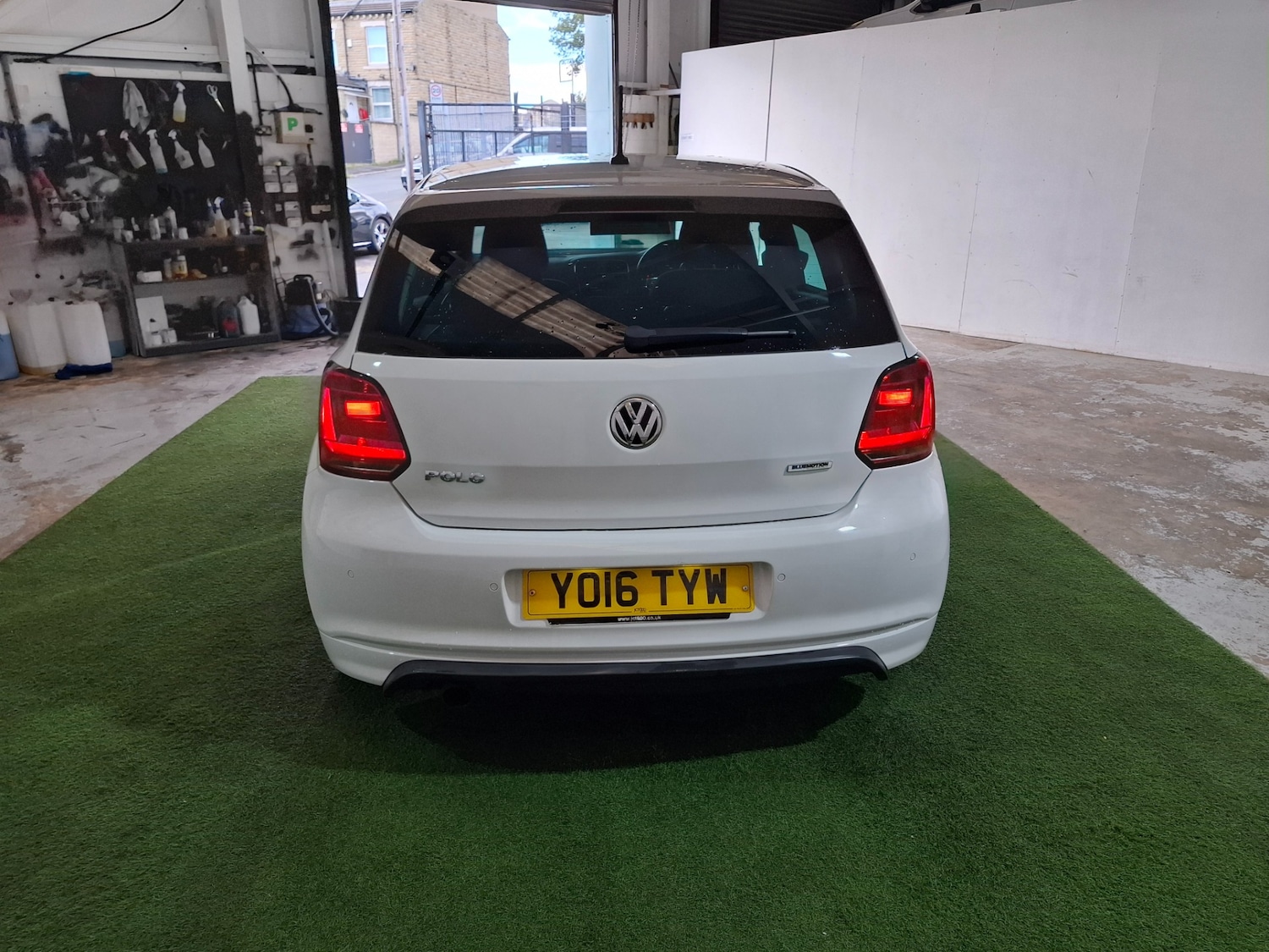 Used Volkswagen Polo 2016 for sale - 76185939: Photo 30