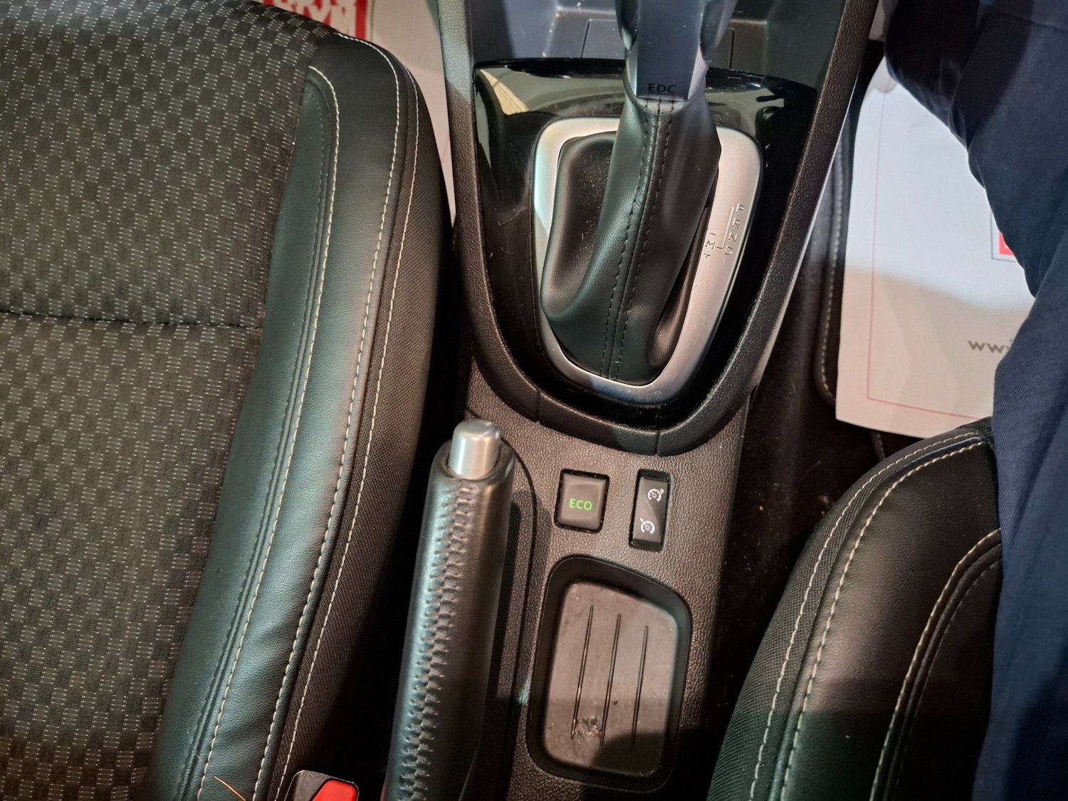 Used Renault Clio 2018 for sale - 77676438: Photo 19