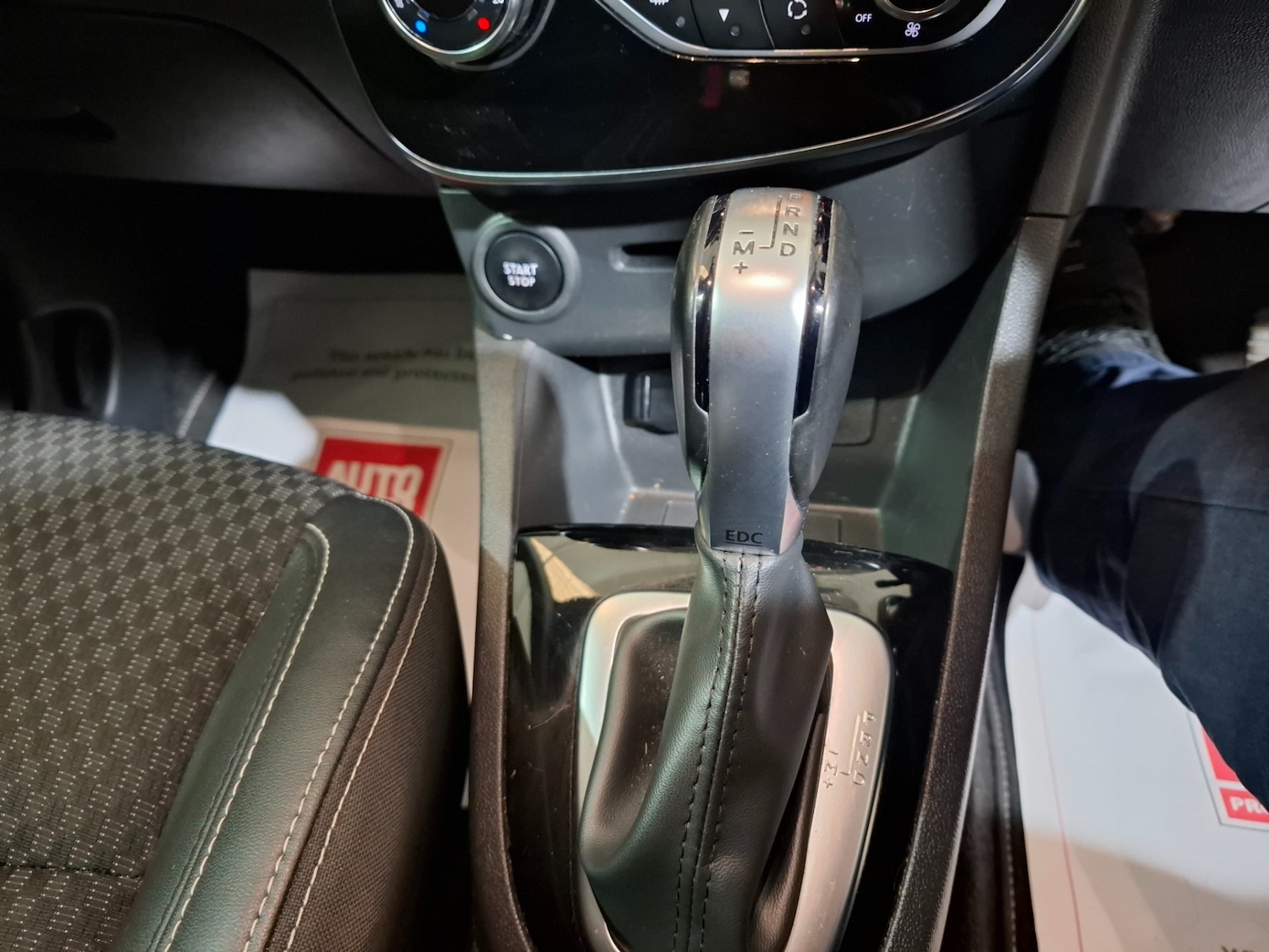 Used Renault Clio 2018 for sale - 77676438: Photo 20