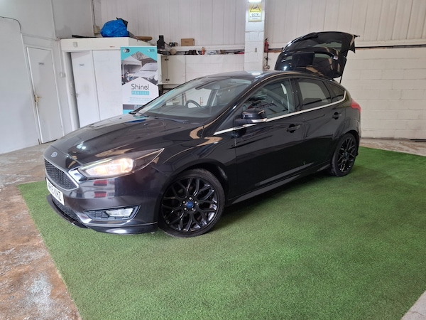 Used Ford Focus 2015 for sale - 74591222: Photo 2