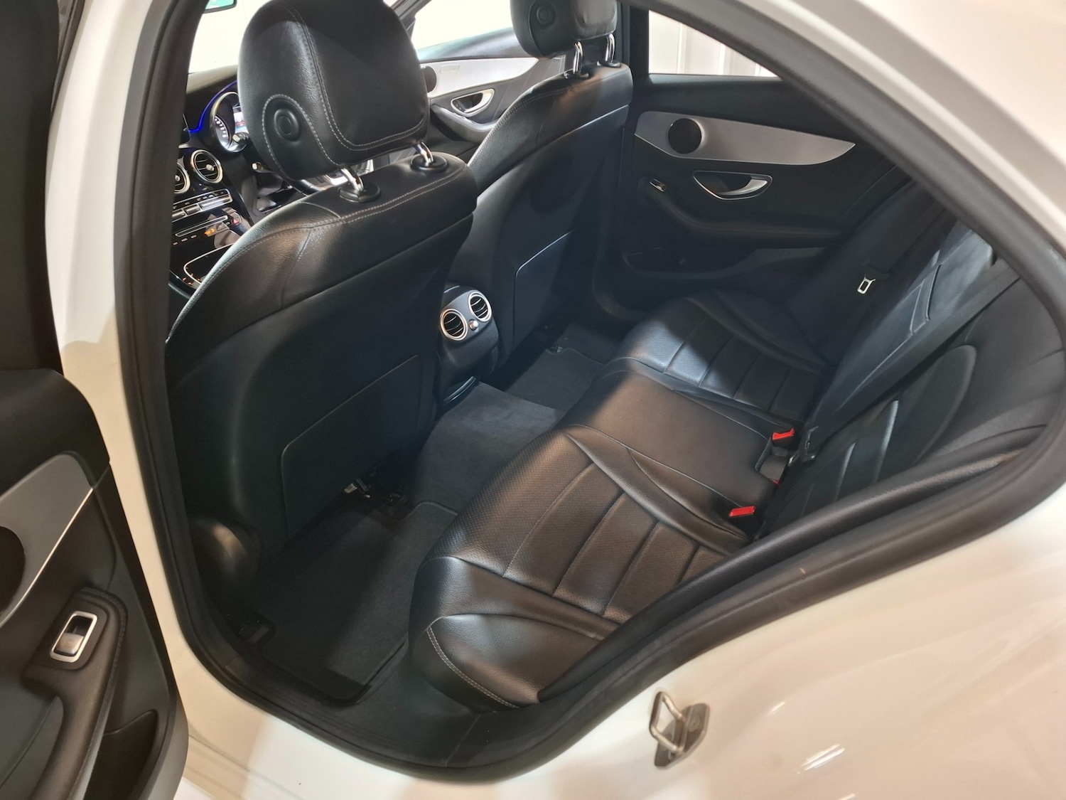 Used Mercedes-Benz C Class 2016 for sale - 76314125: Photo 11