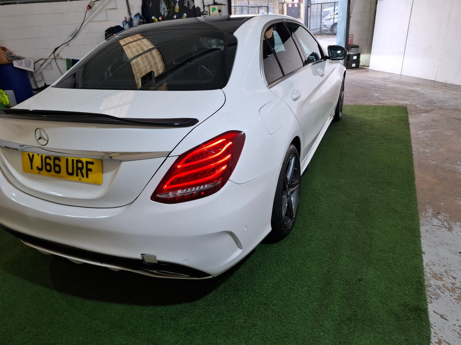 Used Mercedes-Benz C Class 2016 for sale - 76314125: Photo 15