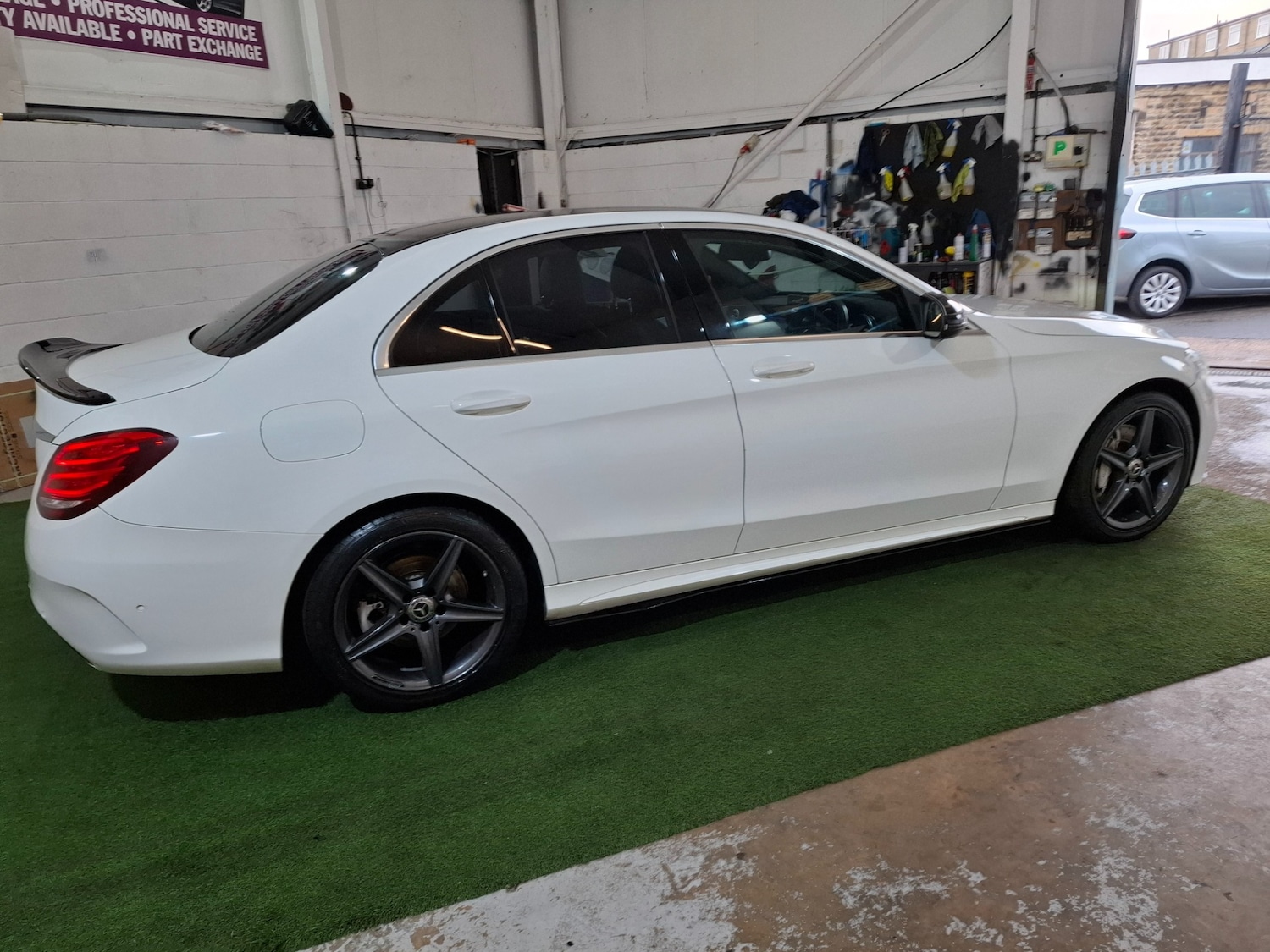 Used Mercedes-Benz C Class 2016 for sale - 76314125: Photo 23