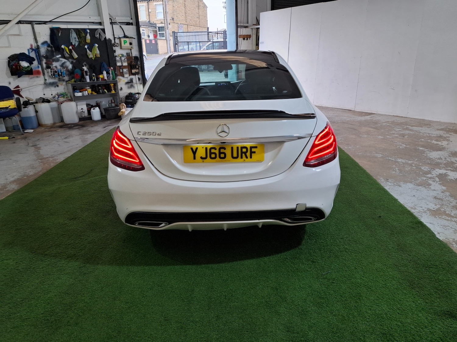 Used Mercedes-Benz C Class 2016 for sale - 76314125: Photo 25