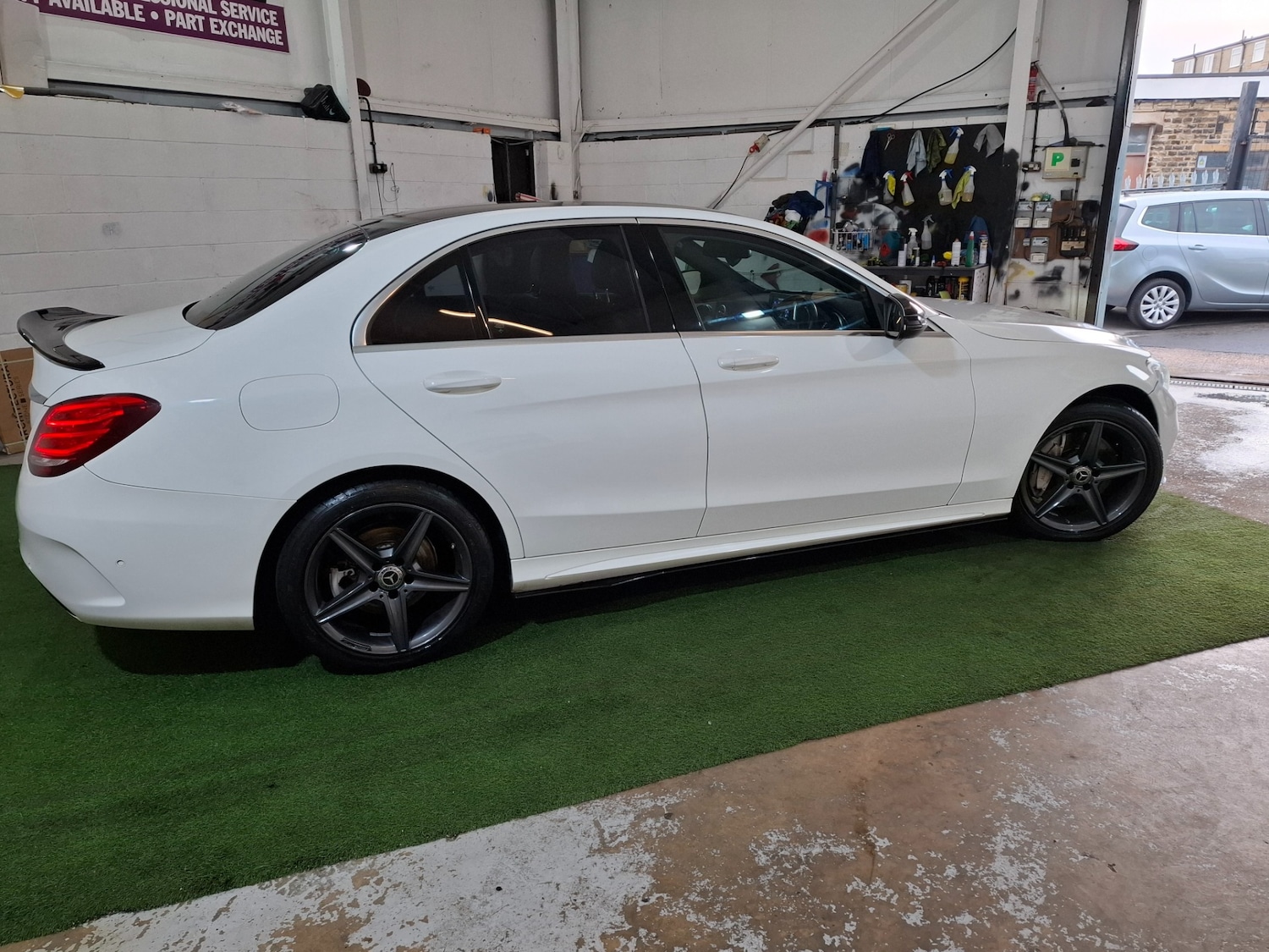 Used Mercedes-Benz C Class 2016 for sale - 76314125: Photo 28