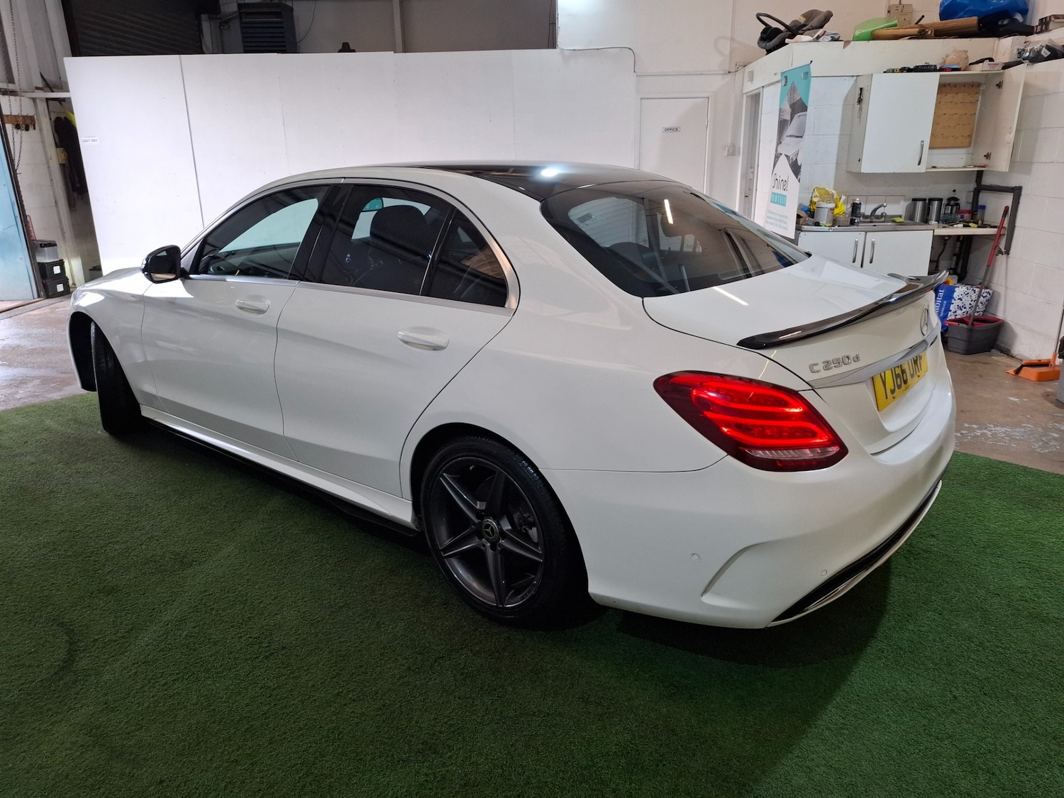 Used Mercedes-Benz C Class 2016 for sale - 76314125: Photo 29