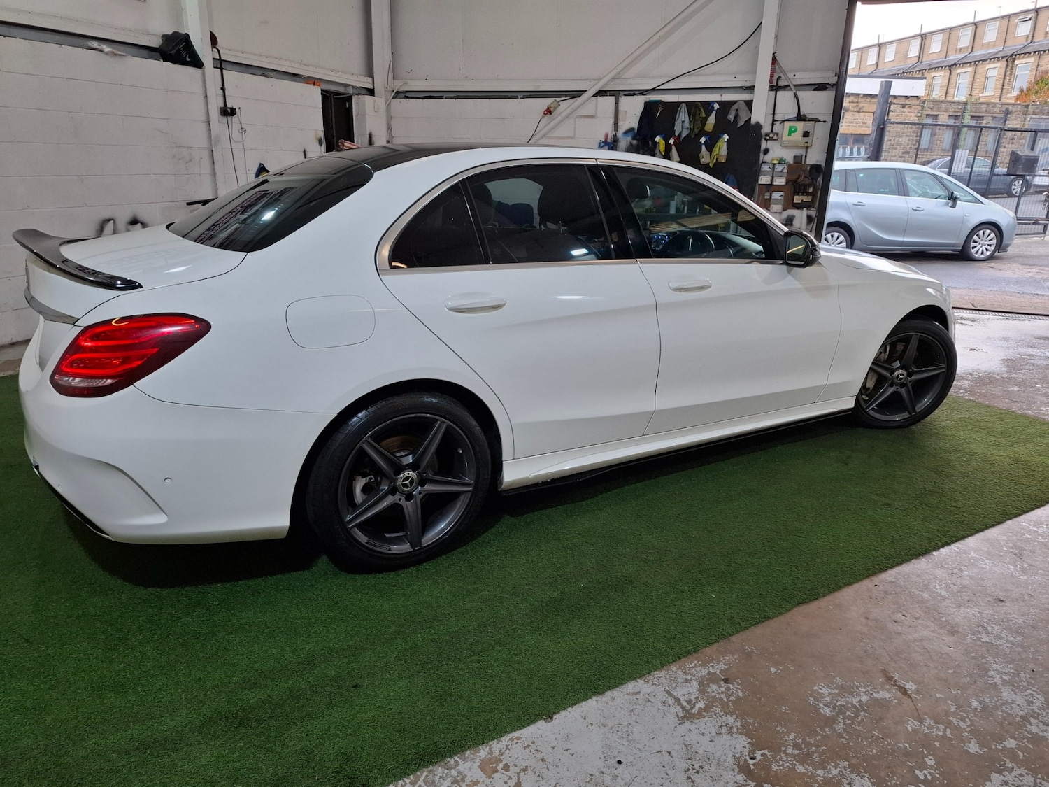 Used Mercedes-Benz C Class 2016 for sale - 76314125: Photo 30