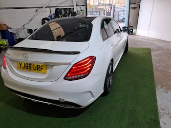 Used Mercedes-Benz C Class 2016 for sale - 76314125: Photo