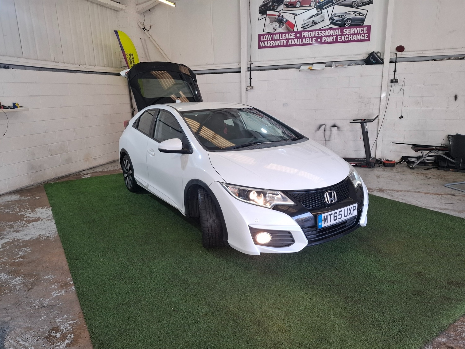 Used Honda Civic 2015 for sale - 77630957: Photo 15