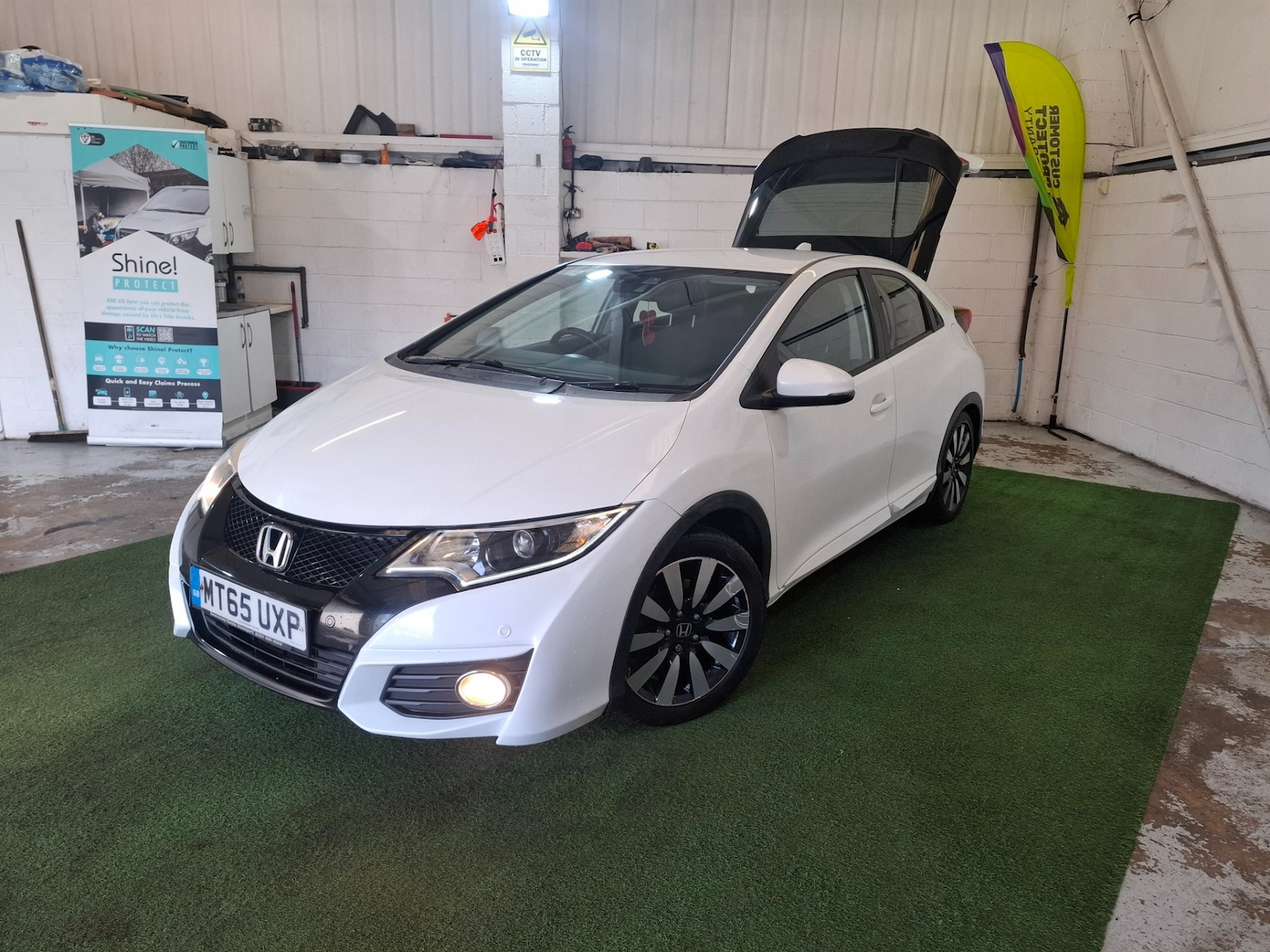 Used Honda Civic 2015 for sale - 77630957: Photo 16