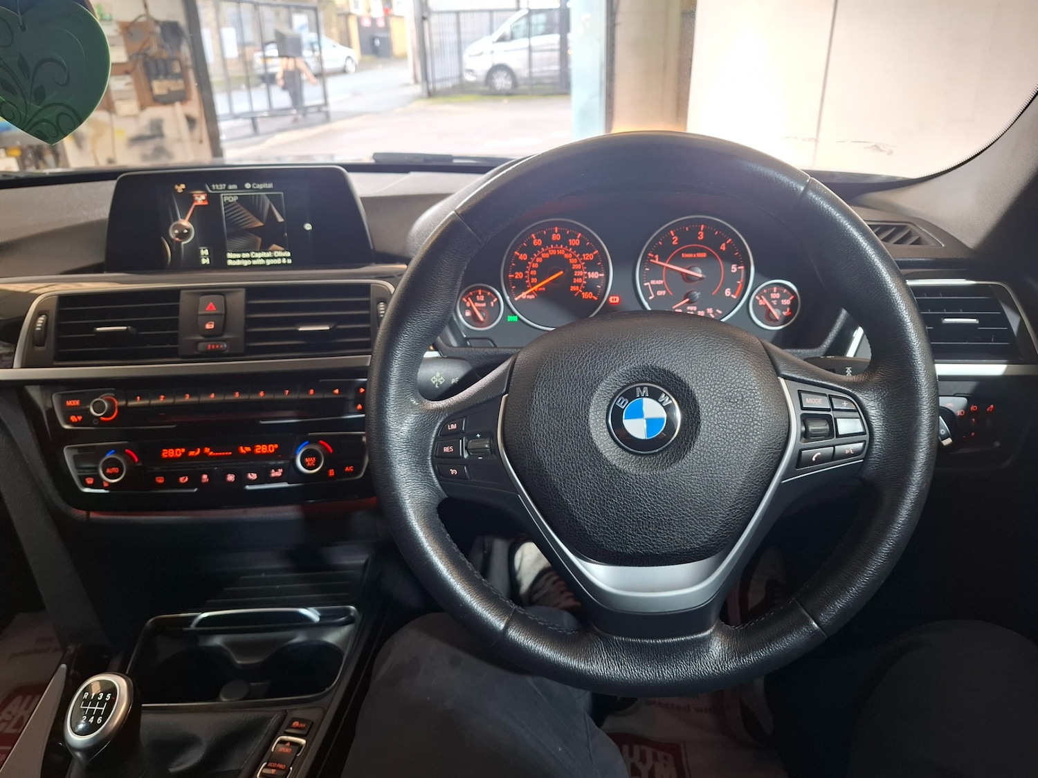 Used BMW 3 Series 2017 for sale - 77172901: Photo 15