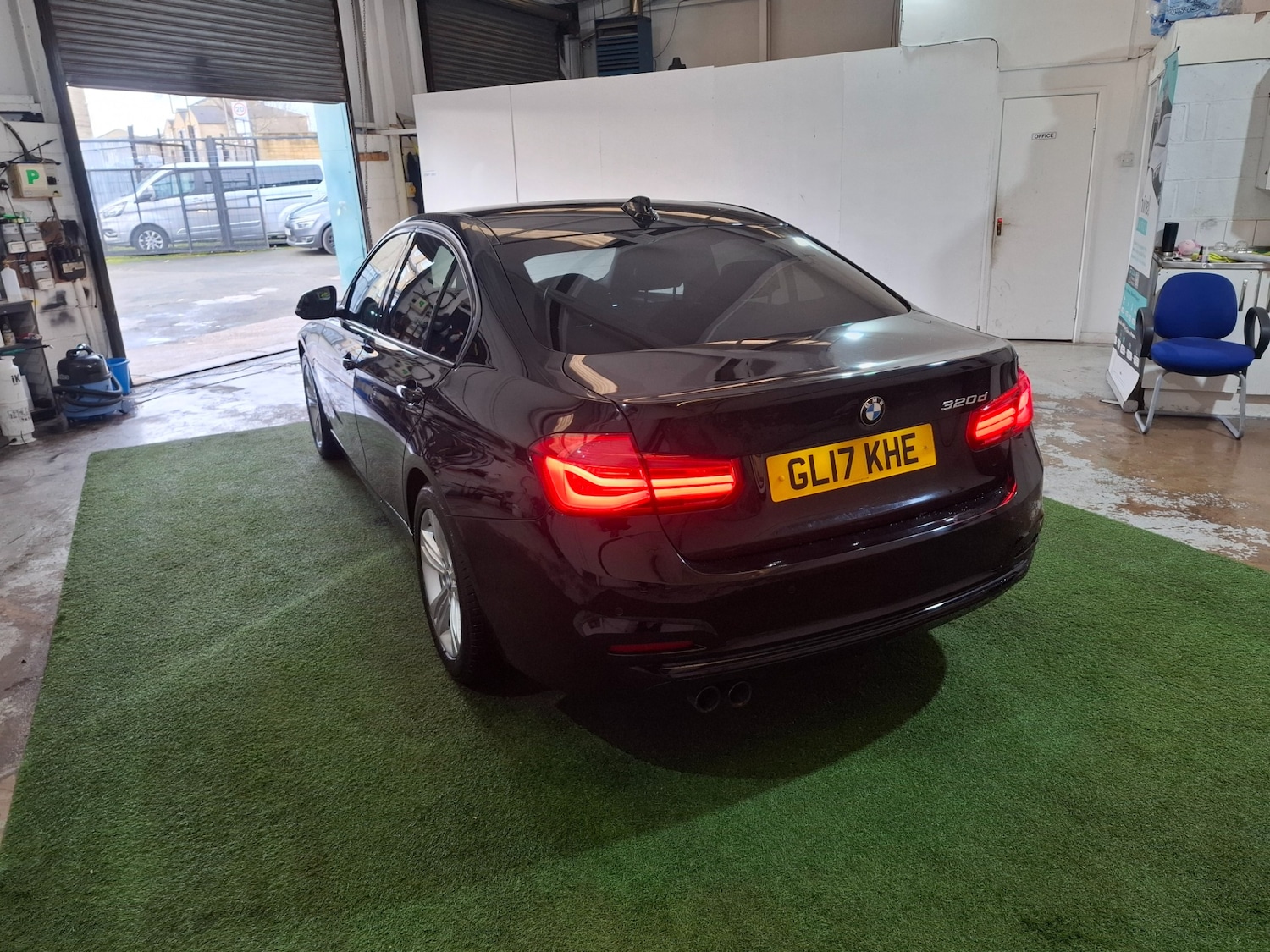 Used BMW 3 Series 2017 for sale - 77172901: Photo 18