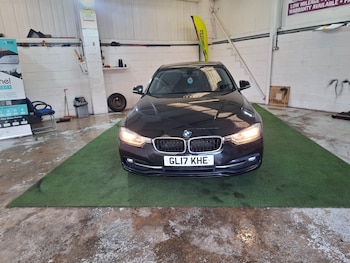 Used BMW 3 Series 2017 for sale - 77172901: Photo