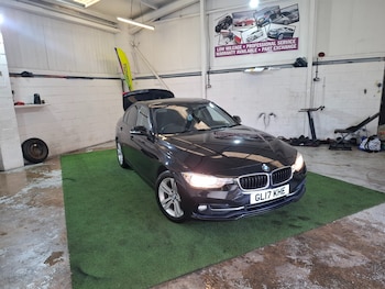 Used BMW 3 Series 2017 for sale - 77172901: Photo