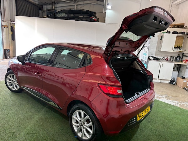 Used Renault Clio 2018 for sale - 73552300: Photo 20