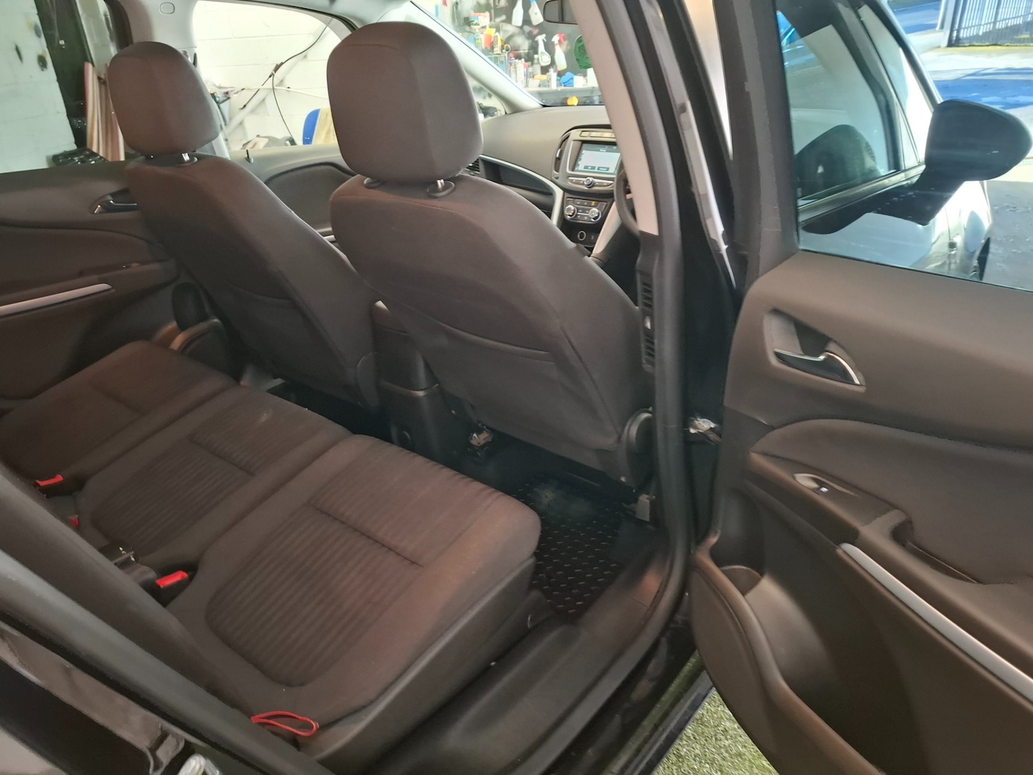 Used Vauxhall Zafira 2017 for sale - 77556056: Photo 12