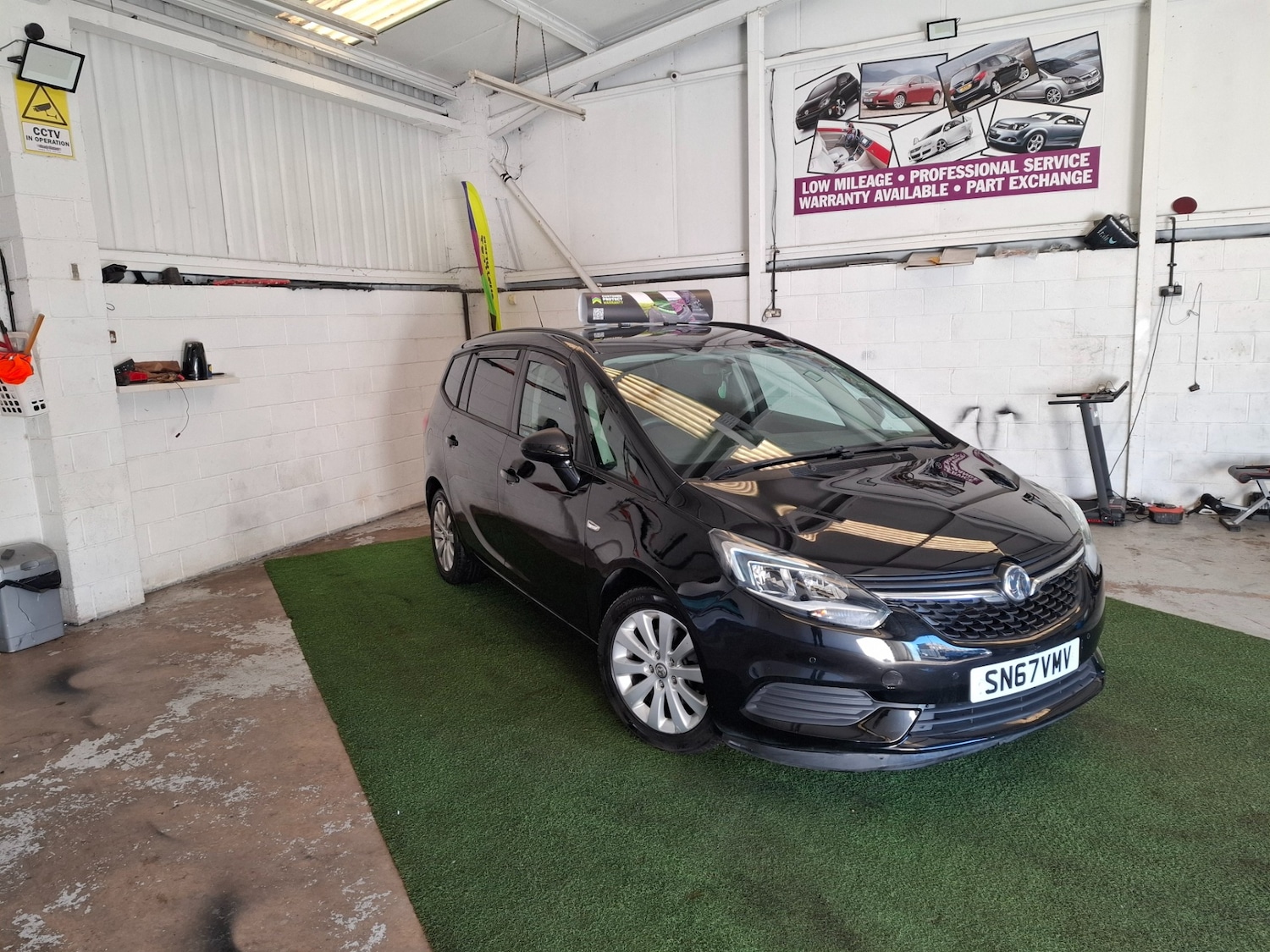 Used Vauxhall Zafira 2017 for sale - 77556056: Photo 16