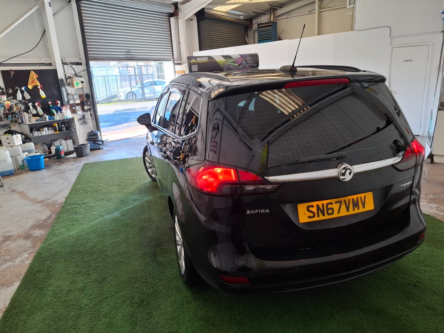 Used Vauxhall Zafira 2017 for sale - 77556056: Photo 18