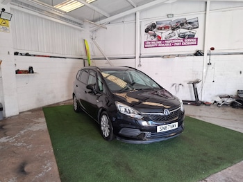 2017 (67) - 1.4T Design 5dr