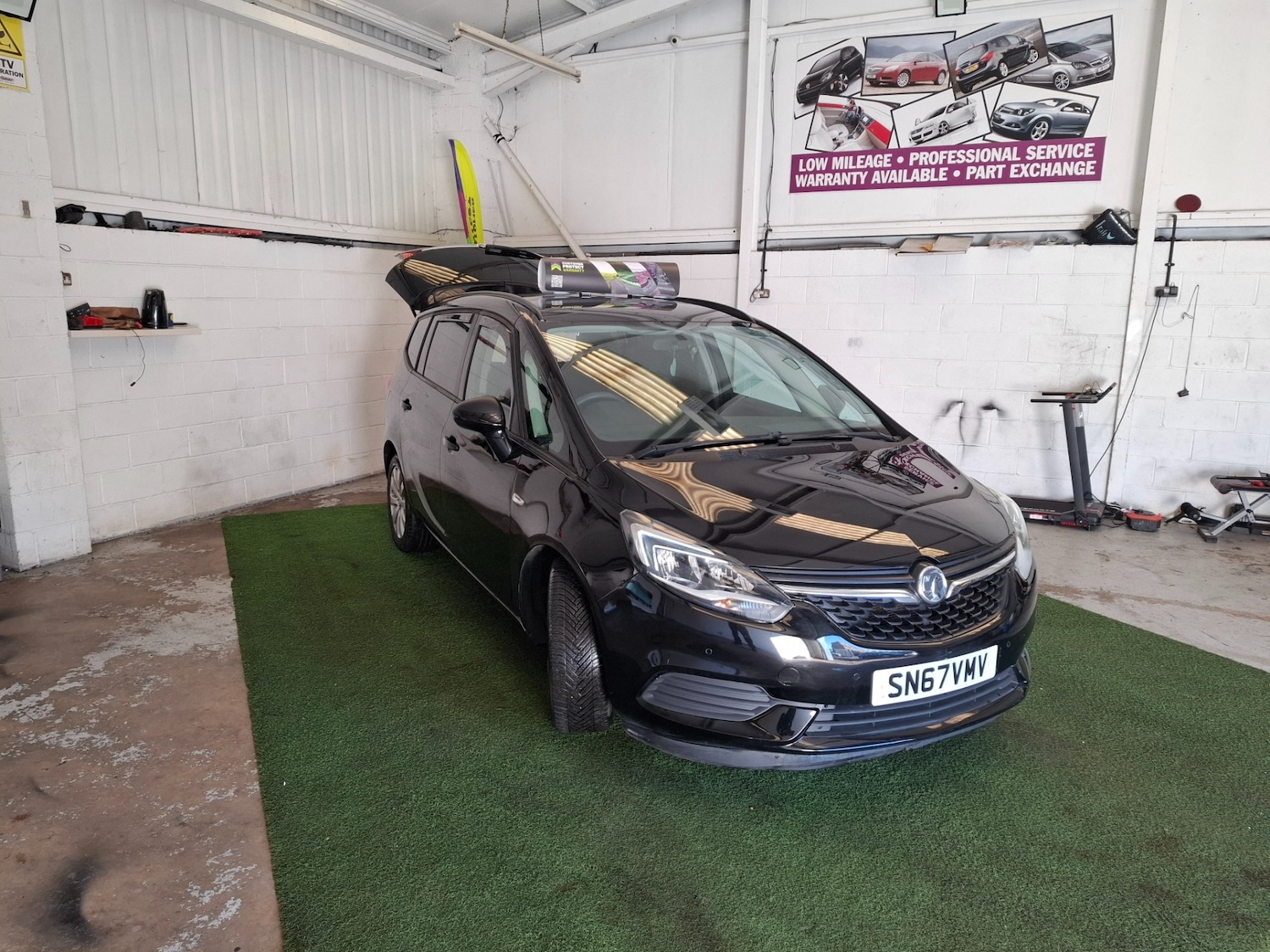 Used Vauxhall Zafira 2017 for sale - 77556056: Photo 20