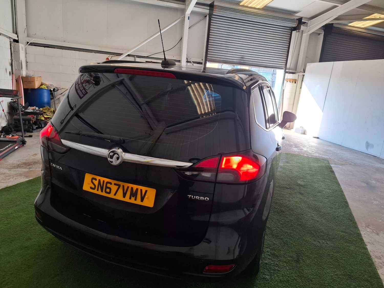 Used Vauxhall Zafira 2017 for sale - 77556056: Photo 4