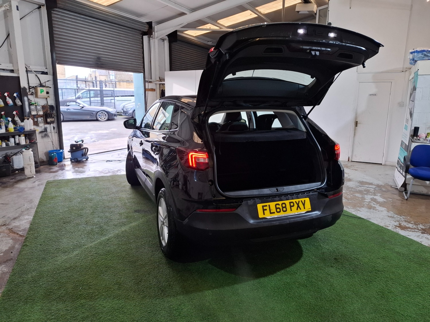 Used Vauxhall Grandland X 2018 for sale - 77172902: Photo 15