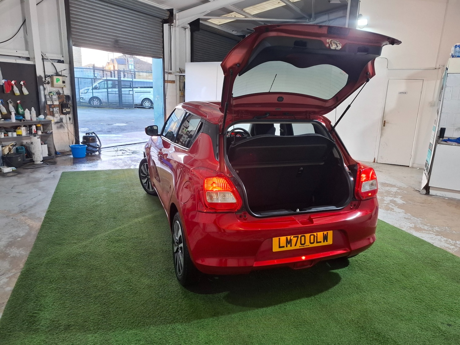 Used Suzuki Swift 2020 for sale - 77053413: Photo 15