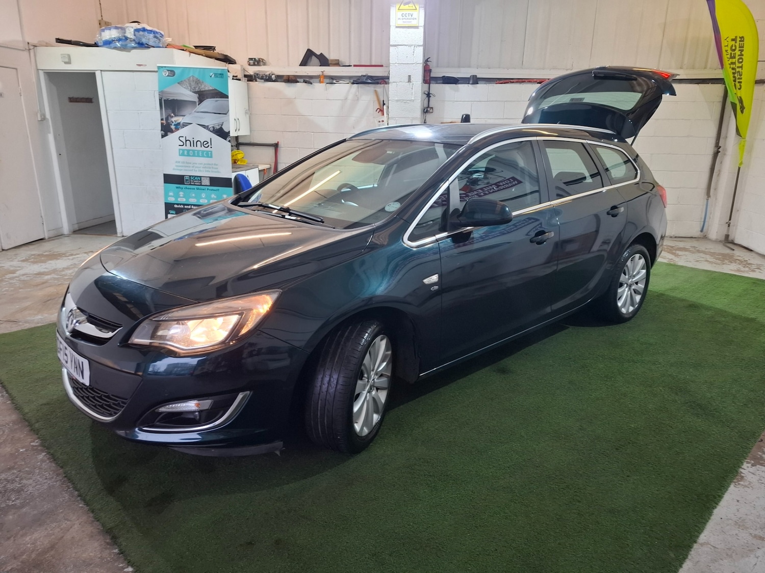 Used Vauxhall Astra 2015 for sale - 77233710: Photo 11