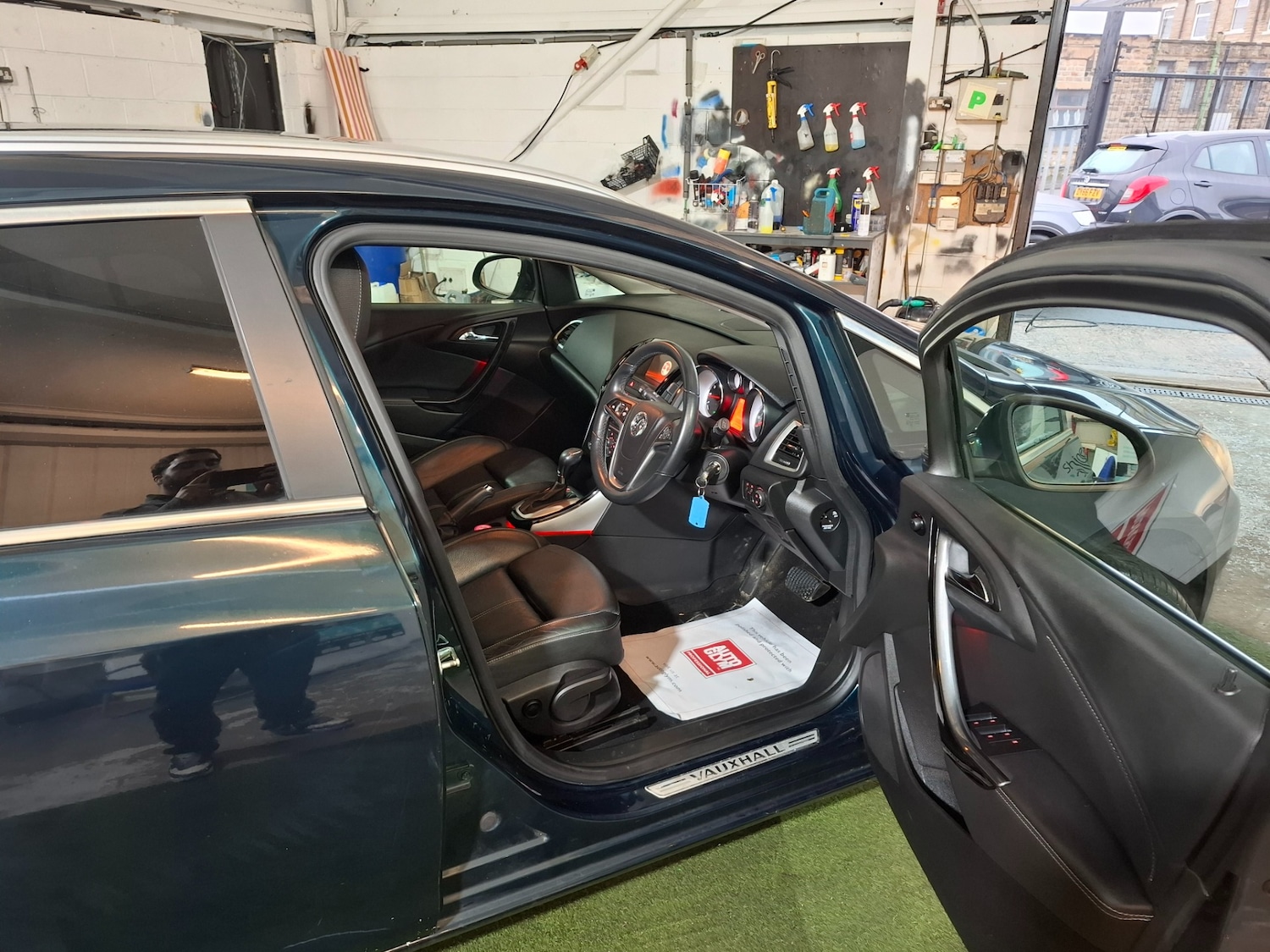 Used Vauxhall Astra 2015 for sale - 77233710: Photo 18