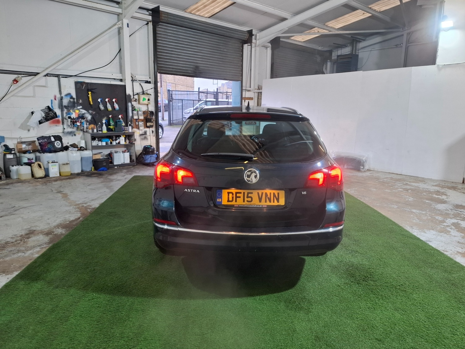 Used Vauxhall Astra 2015 for sale - 77233710: Photo 8