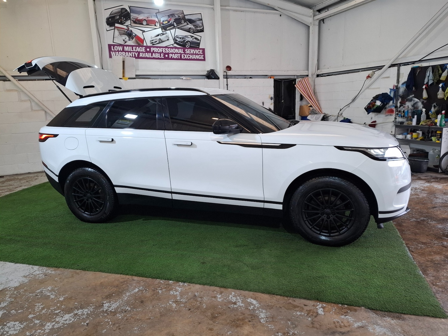 Used Land Rover Range Rover Velar 2018 for sale - 76314112: Photo 41