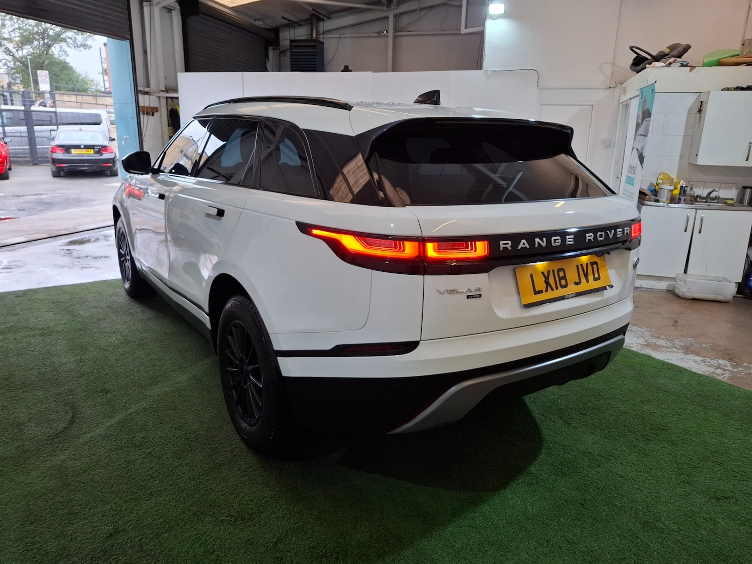 Used Land Rover Range Rover Velar 2018 for sale - 76314112: Photo 44