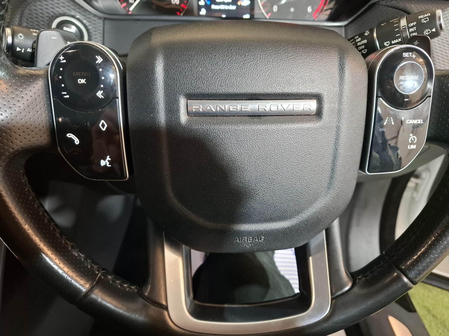 Used Land Rover Range Rover Velar 2018 for sale - 76314112: Photo 48