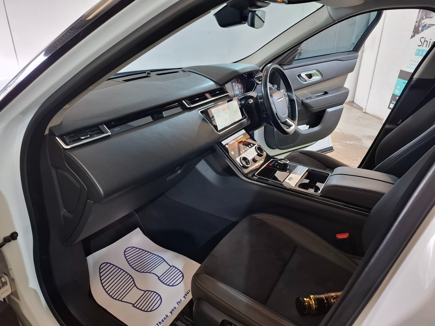 Used Land Rover Range Rover Velar 2018 for sale - 76314112: Photo 8