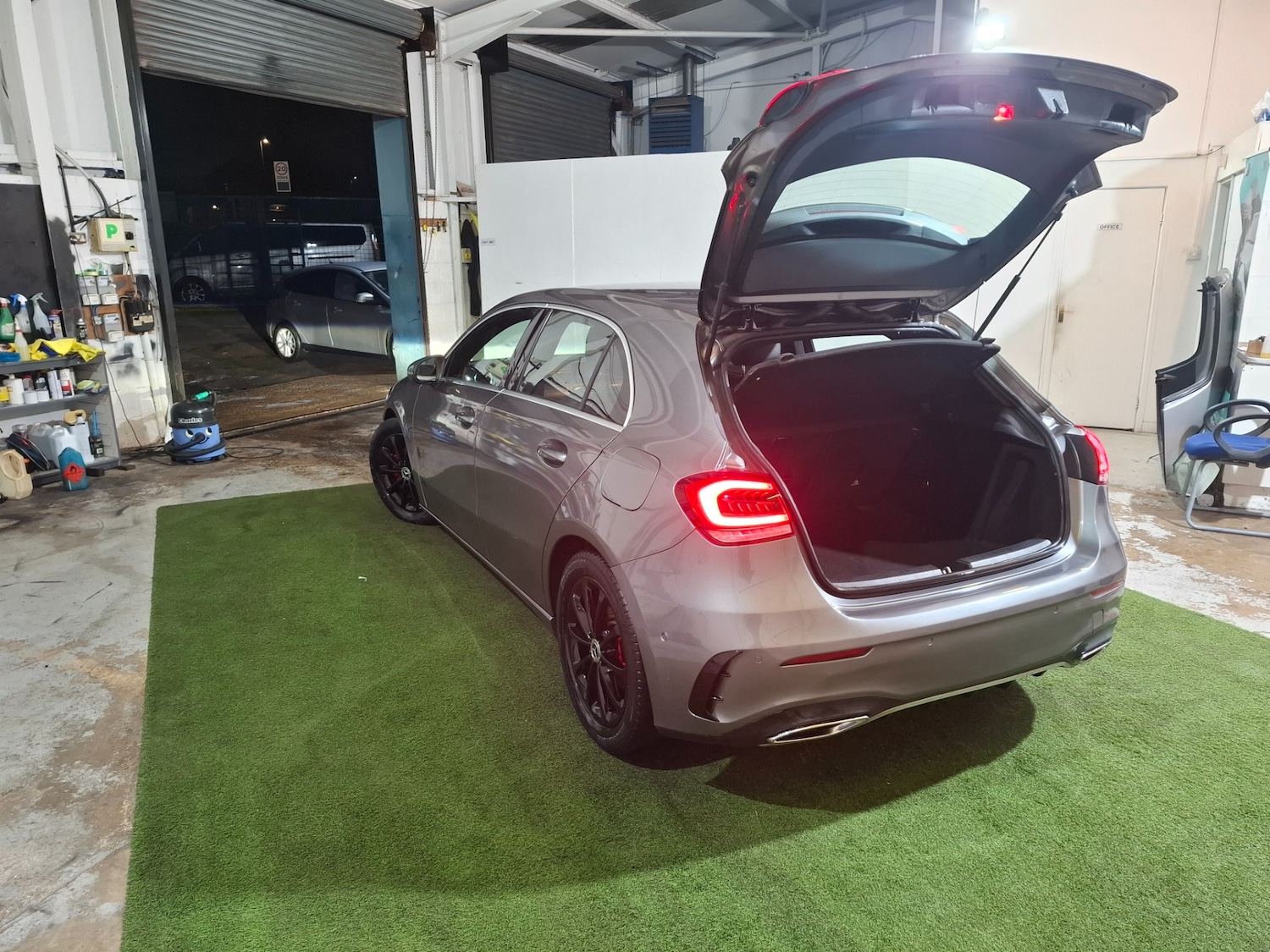 Used Mercedes-Benz A-Class 2019 for sale - 76713290: Photo 21