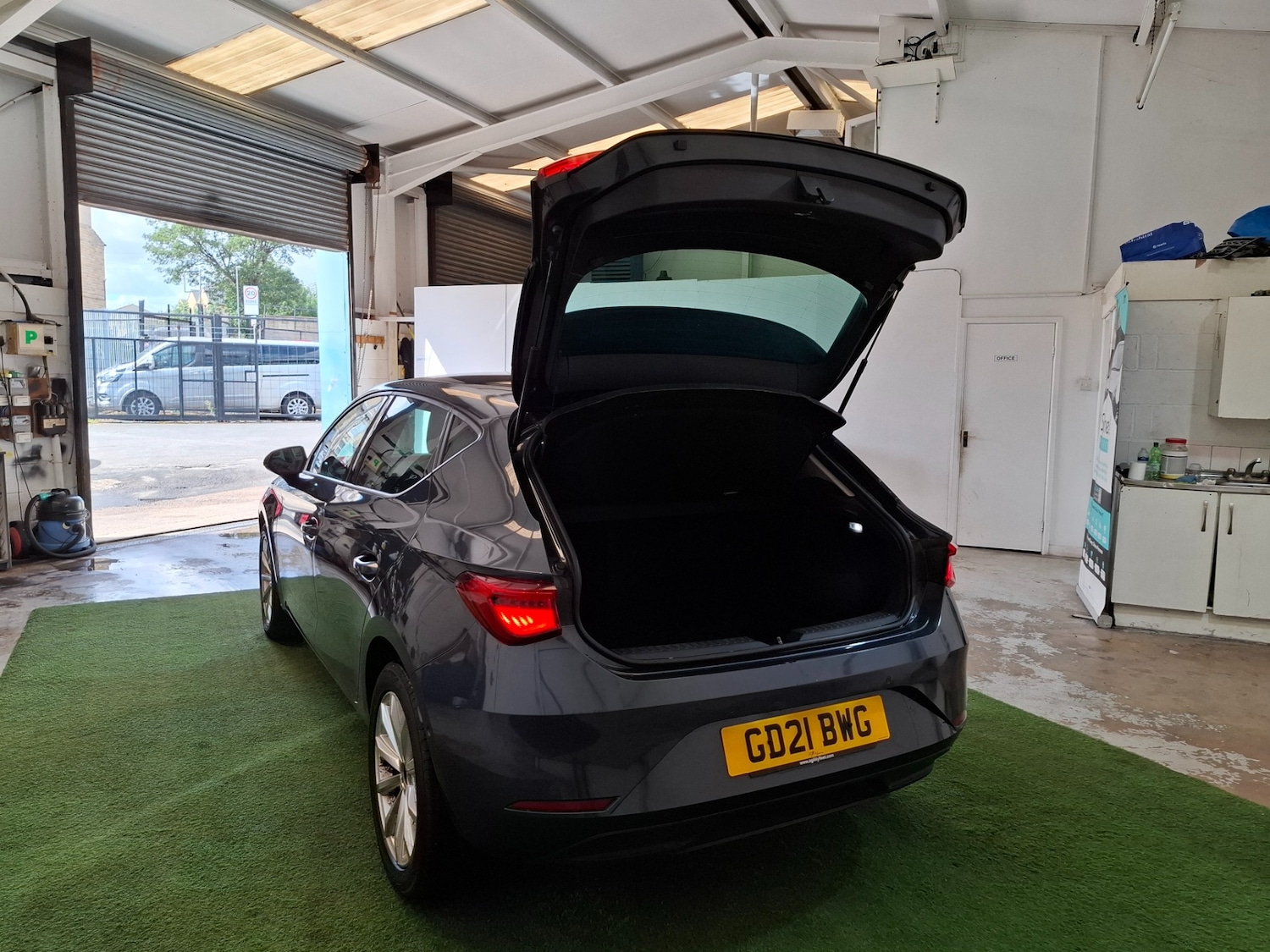 Vehicle 22