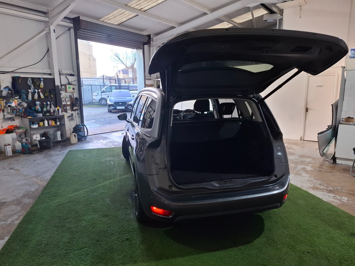 Used Citroen C4 Grand Picasso 2014 for sale - 76694366: Photo 25