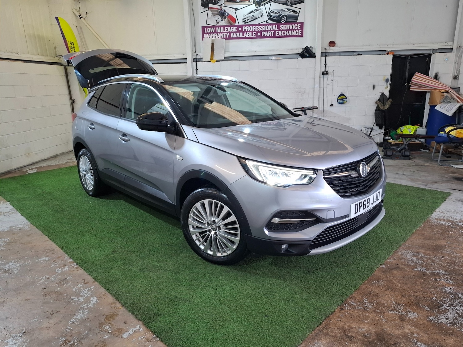 Used Vauxhall Grandland X 2020 for sale - 76314119: Photo 1