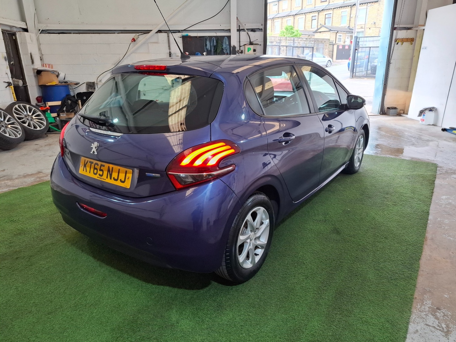 Vehicle 3