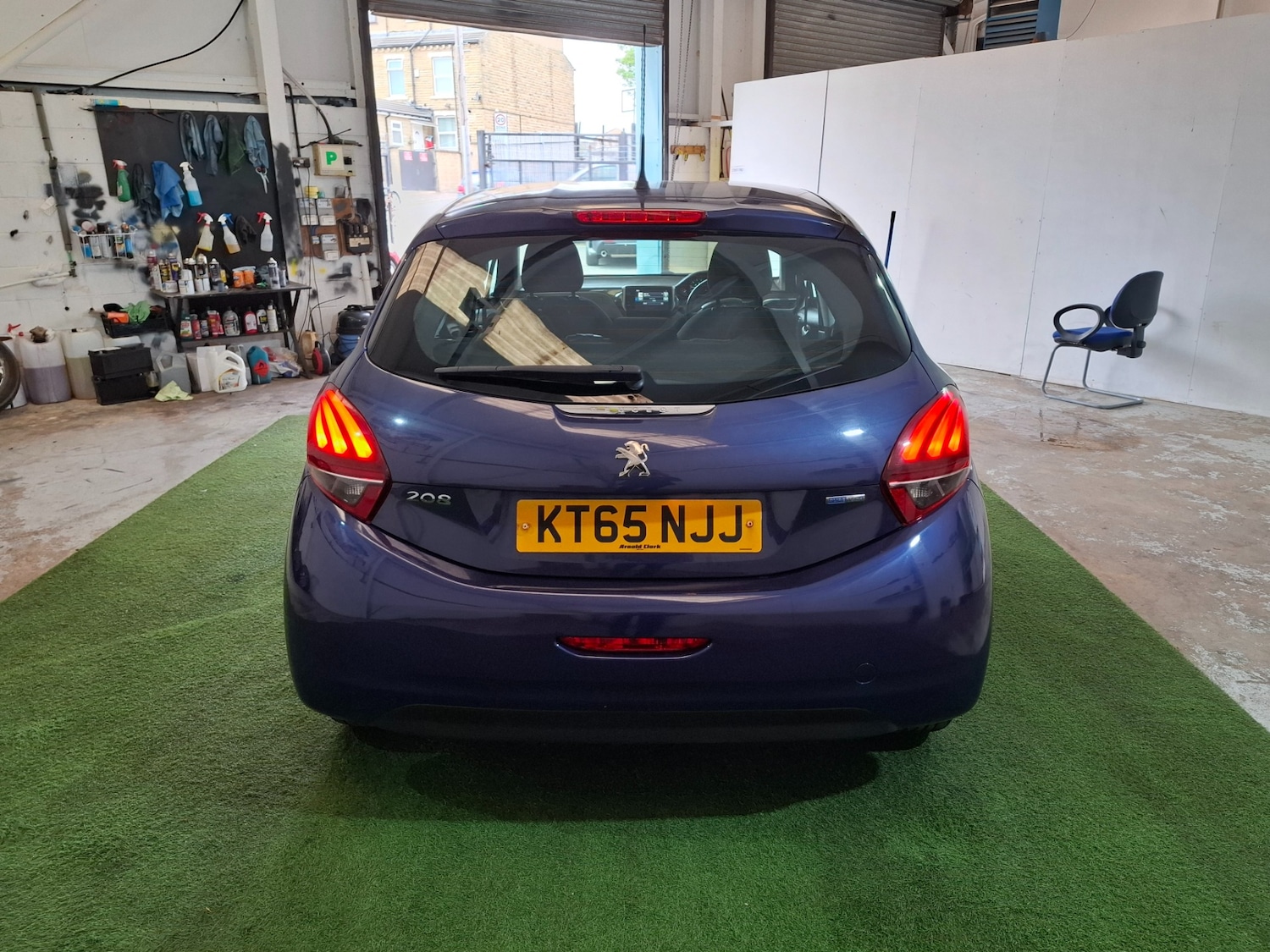 Vehicle 5