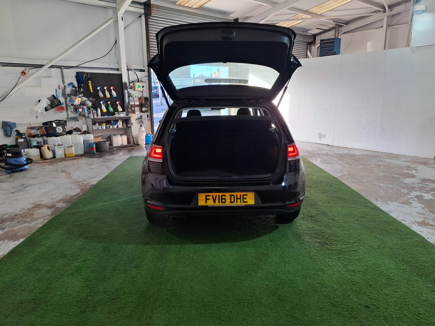 Used Volkswagen Golf 2016 for sale - 77207505: Photo 17